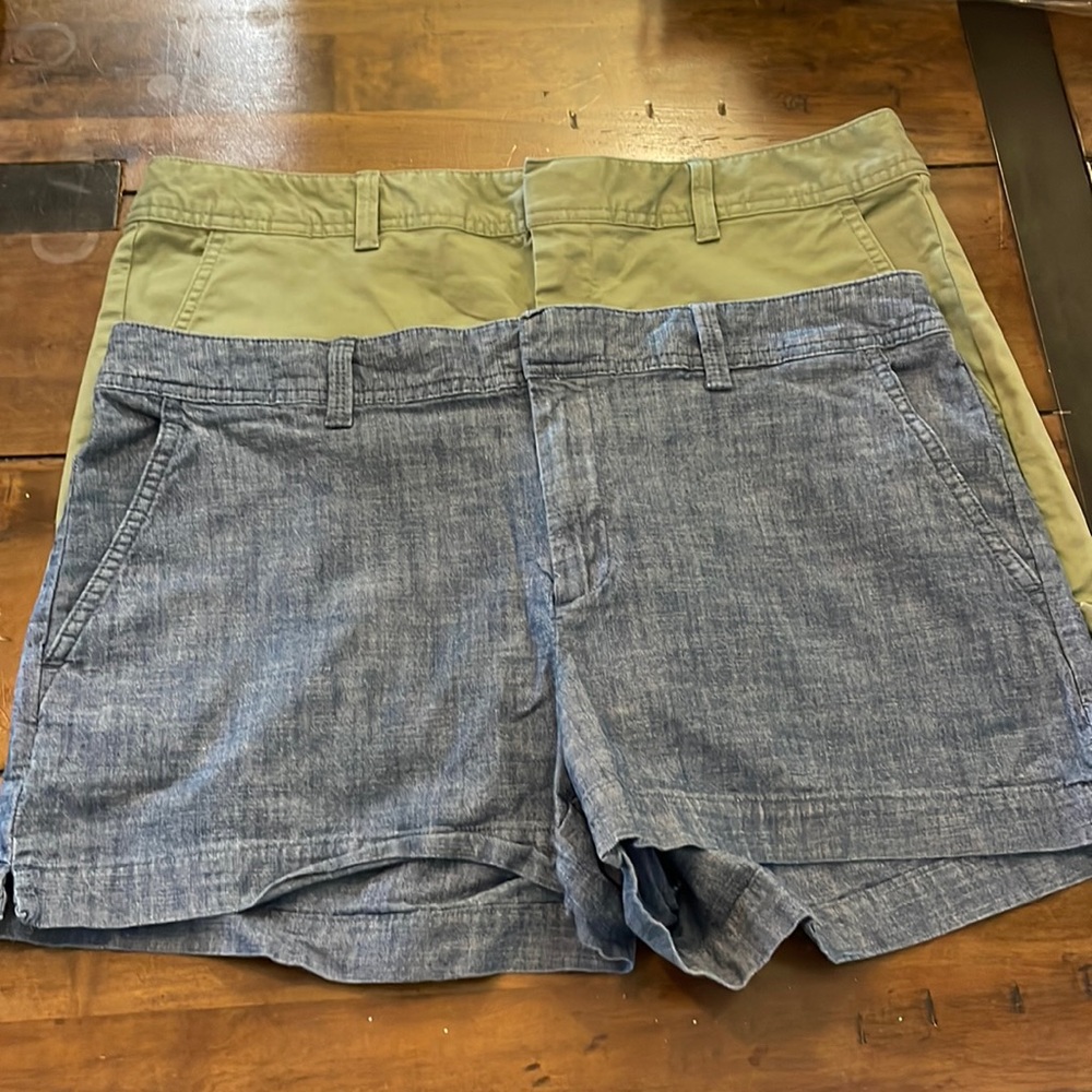 GAP - woman’s shorts lot of two - size 12